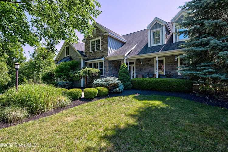 12 Miller Rd Rensselaer, NY 12144