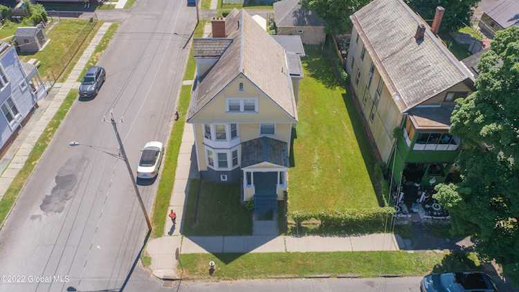 758 3rd Ave Troy, NY 12182