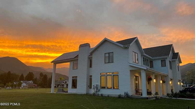 228 W Farm Springs Lane Midway, UT 84049