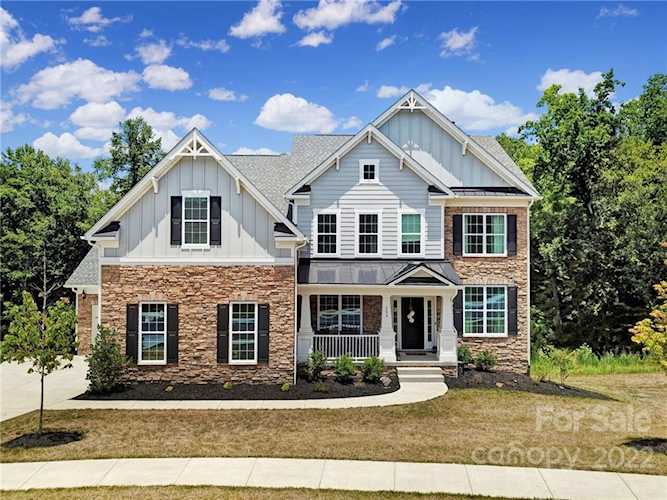 253 Forsythia Ln Tega Cay, SC 29708 | MLS 3873871 Photo 1