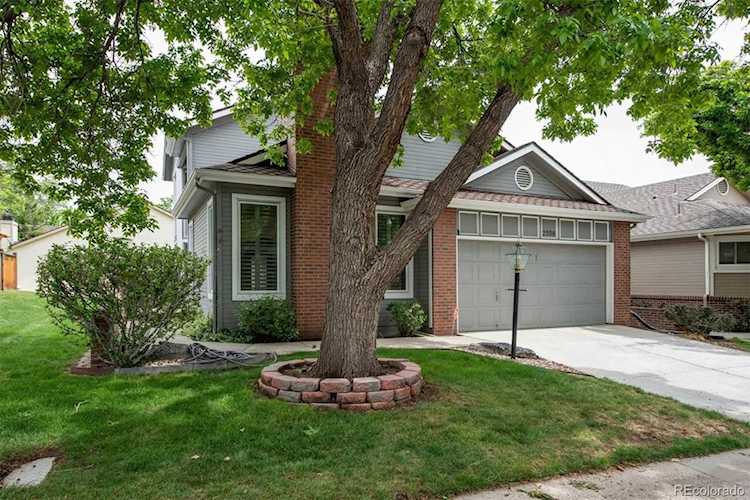 2558 S Independence Ct Lakewood, CO 80227