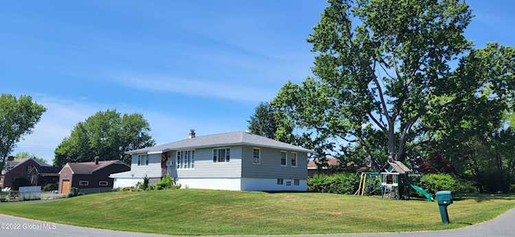 19 Valleyview Dr Troy, NY 12180 | MLS 202220785 Photo 1