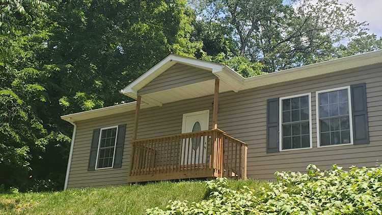 1601 NE Templeton Roanoke, VA 24012