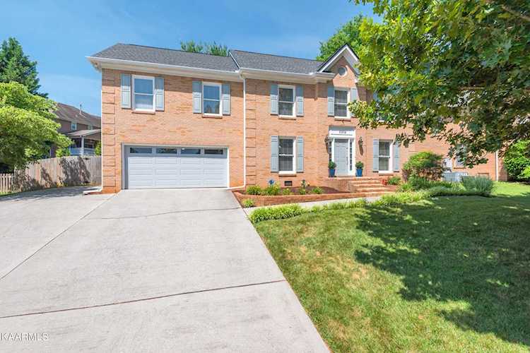 8904 Straw Flower Dr Knoxville, TN 37922