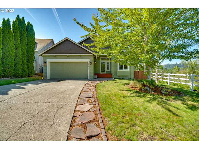 15824 SE Eckert Ln Damascus, OR 97089