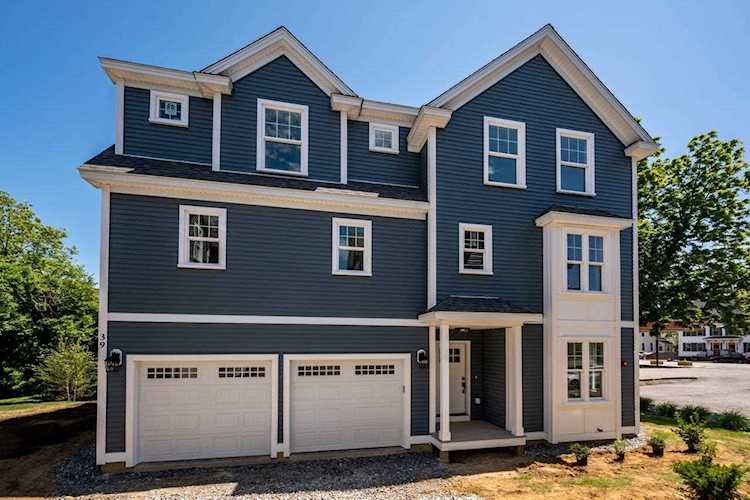 39 Salem St Portsmouth, NH 03801