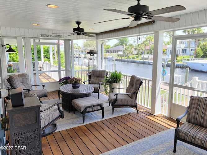 1512 Trout Ln Panama City Beach, FL 32408