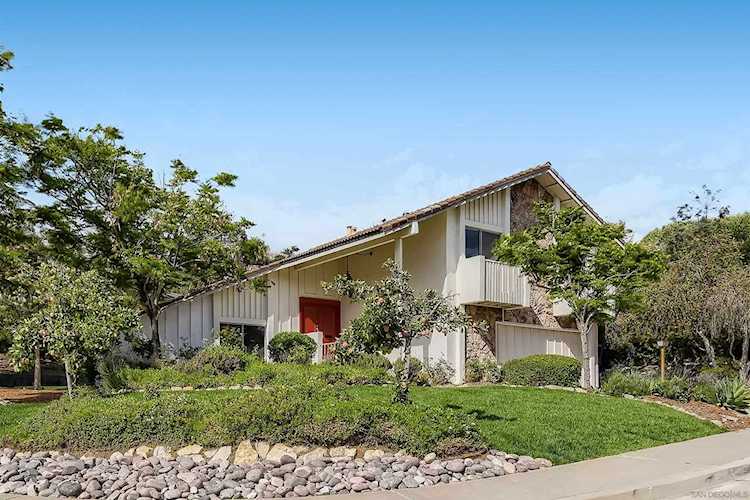 12606 Pacato Cir N San Diego, CA 92128