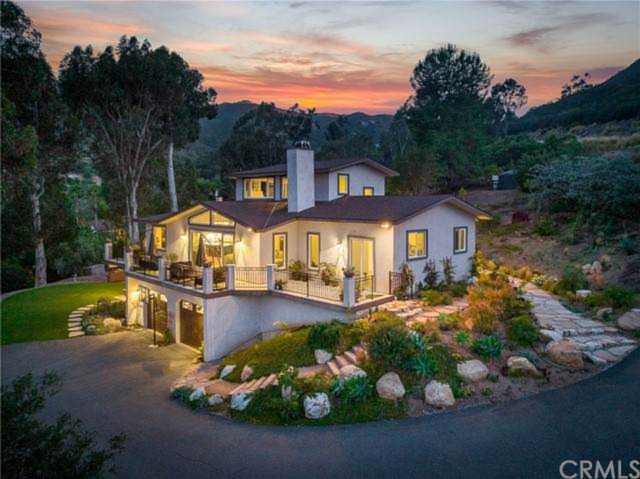 9519 Mount Israel Road Escondido, CA 92029