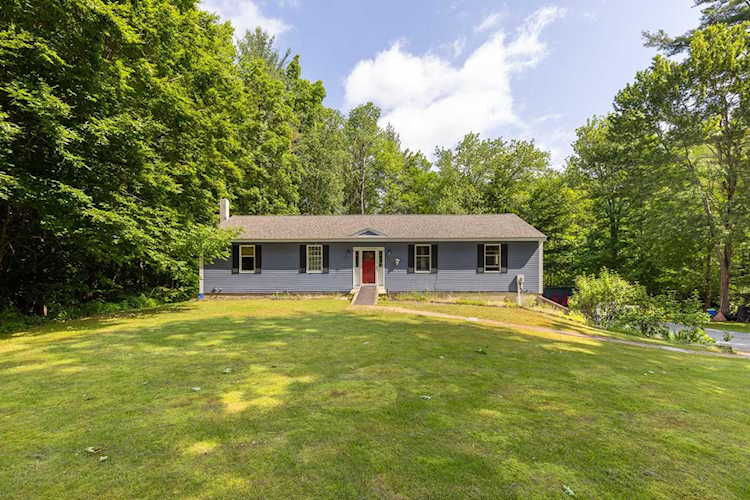 5 Dogtown Rd Exeter, NH 03833