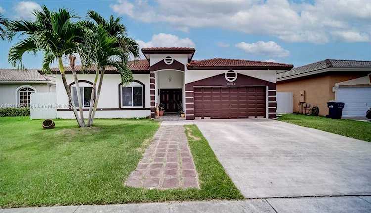 16048 SW 143rd St Miami, FL 33196