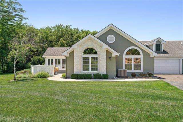 7223 Meadow View St Shawnee, KS 66227