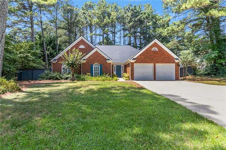 123 Cheatham Rd Acworth, GA 30101