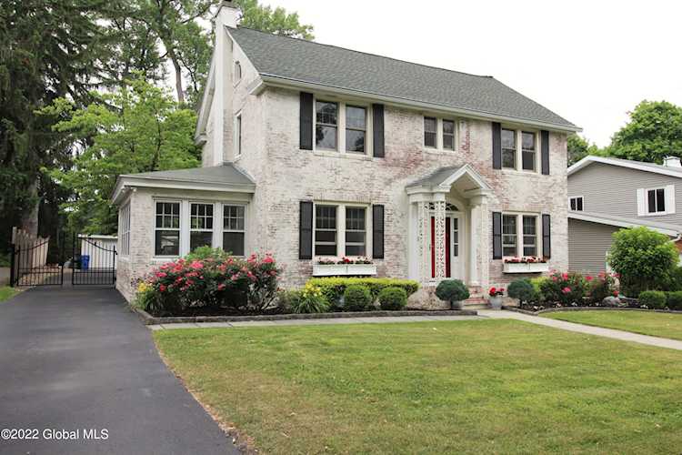 194 Lenox Ave Albany, NY 12208