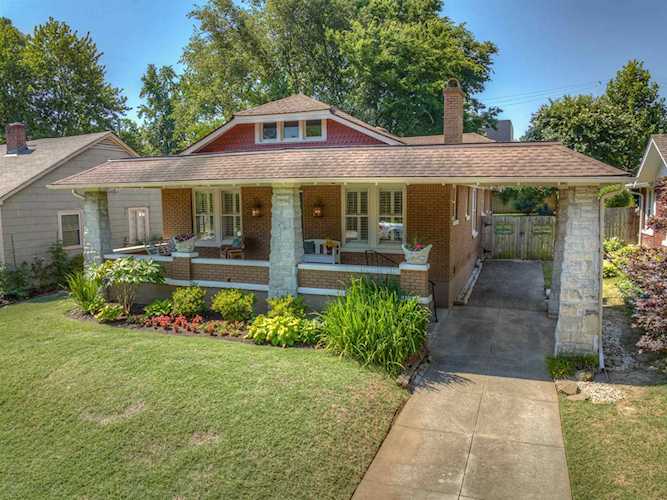 2265 Monroe Ave Memphis, TN 38104