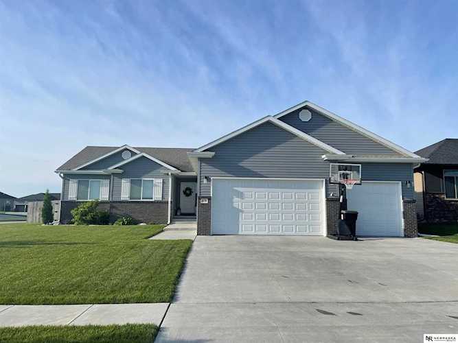 7131 Lilee Ln Lincoln, NE 68516
