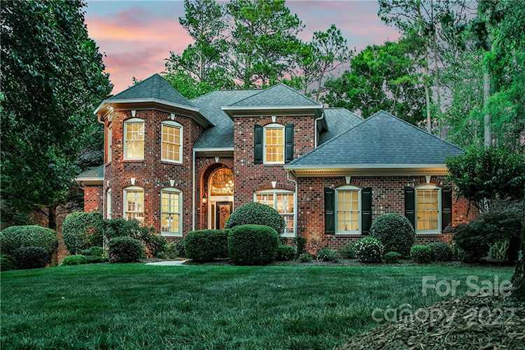18716 Hammock Ln Davidson, NC 28036