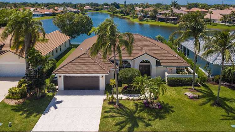 22274 Vista Lago Drive Boca Raton, FL 33428