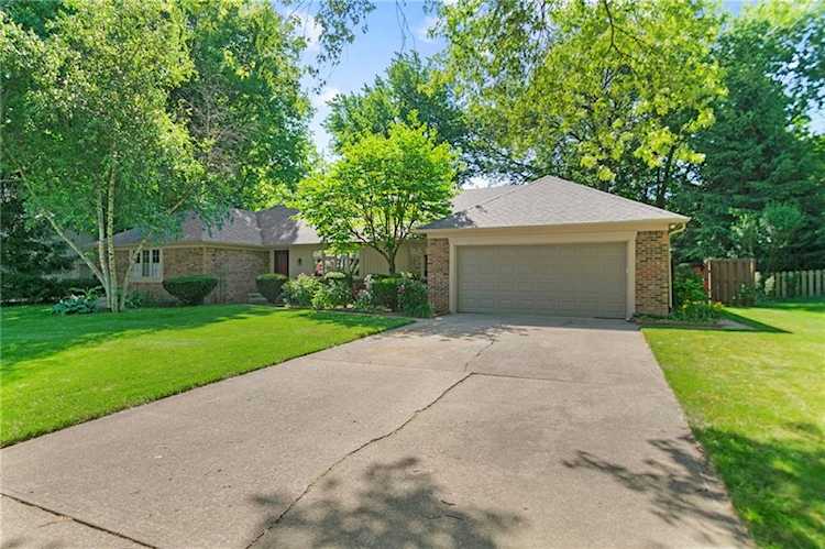 823 Ironwood Dr Carmel, IN 46033