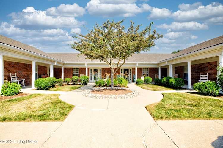7948 Stovall Ct Louisville, KY 40228