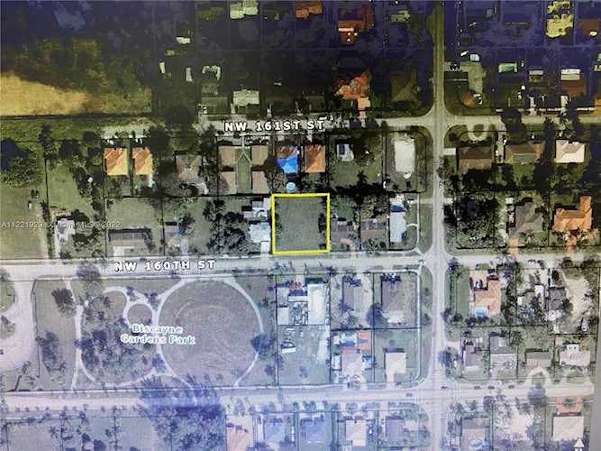 Address Withheld Miami, FL 33169 | MLS A11221929 Photo 1