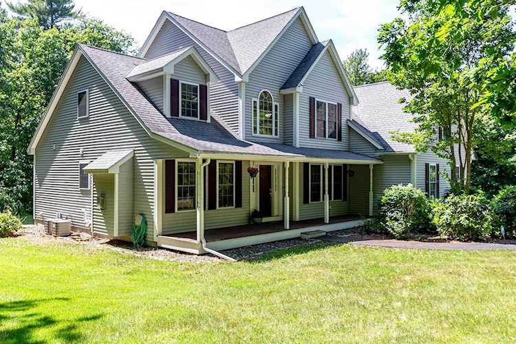5 Morrison Rd Derry, NH 03038
