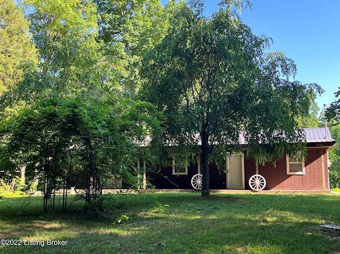 369 Old Fat Bruce Rd Falls Of Rough, KY 40119