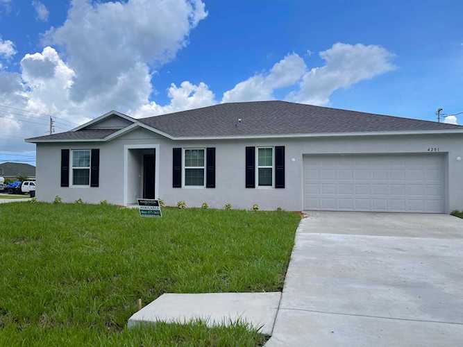 Homes For Sale In Port Saint Lucie, 4201 SW Daemon Street Port Saint Lucie 34953, MLS R10808915 Photo 1