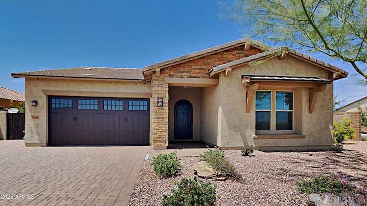 9310 W Daley Lane Peoria, AZ 85383
