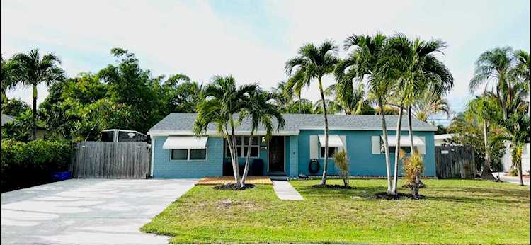 249 NE 21st Street Delray Beach, FL 33444