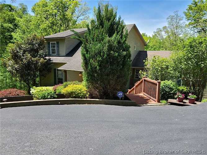 21415 Cabin Hill Rd Borden, IN 47106