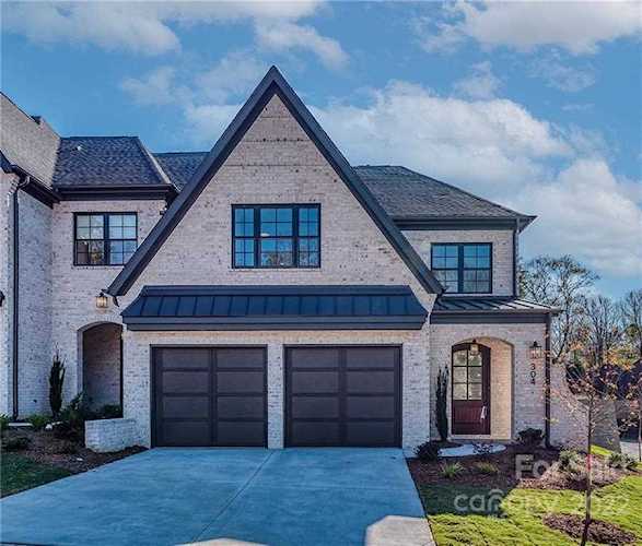 313 Audrey Place Charlotte, NC 28226