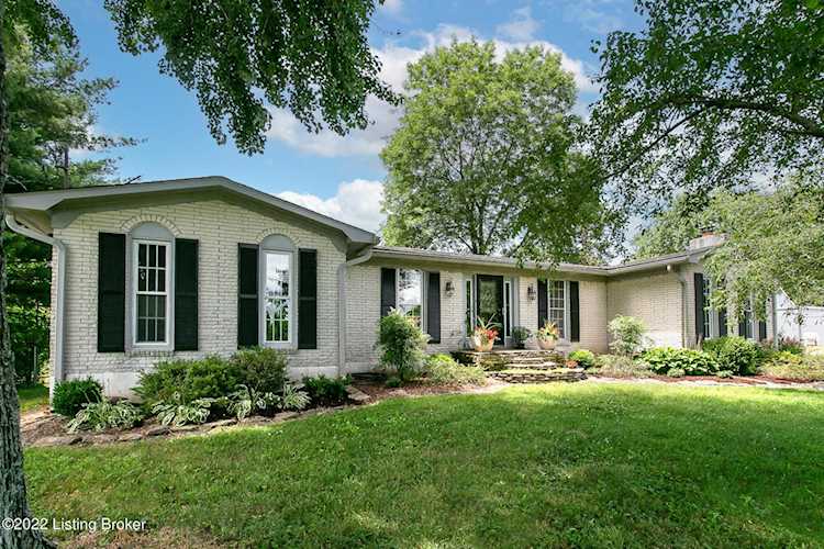 6310 Fible Ln Crestwood, KY 40014