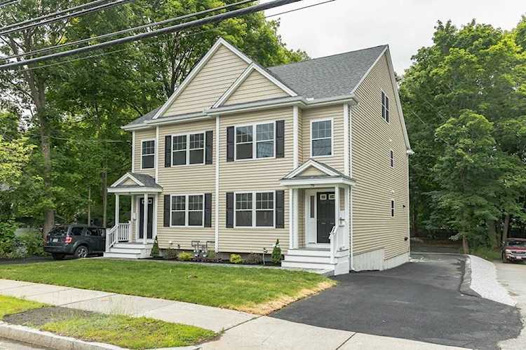 79 Salem St #79 Reading, MA 01867