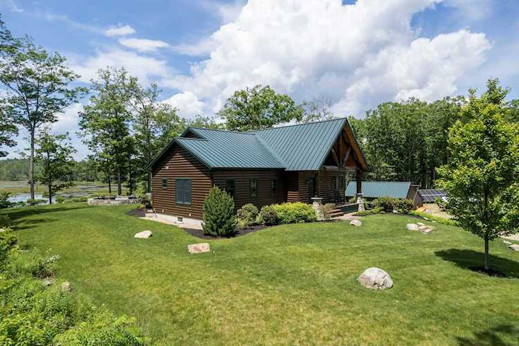38 Marsh Rd Barrington, NH 03825