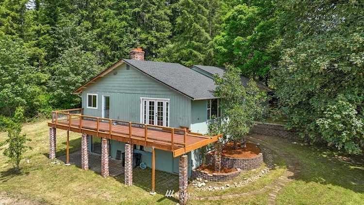 3232 NW Blissful Ln Silverdale, WA 98383