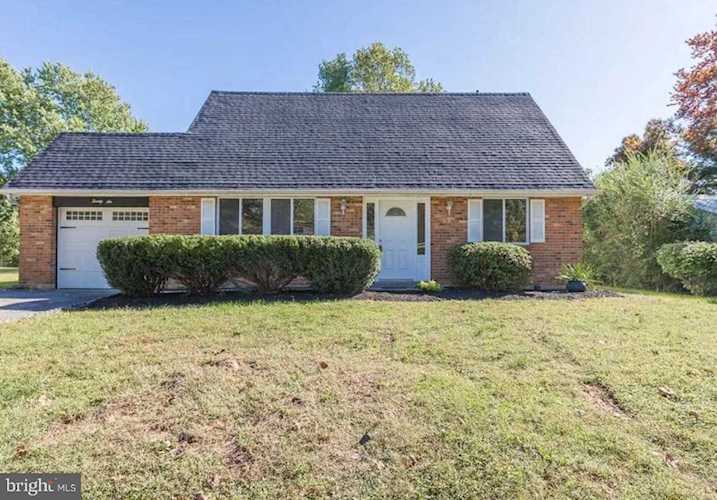 26 Cornwall Dr Newark, DE 19711