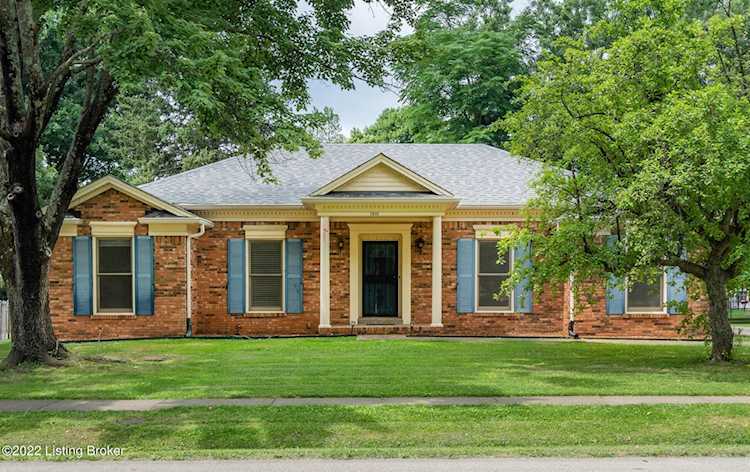 1910 Rudy Ln Louisville, KY 40207