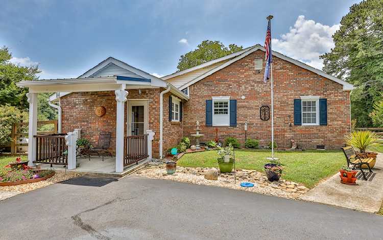 6533 Old Hwy 5 South Talking Rock, GA 30175