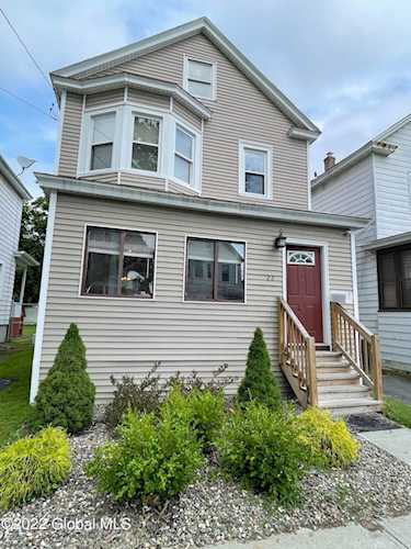 22 Barrows St Albany, NY 12209