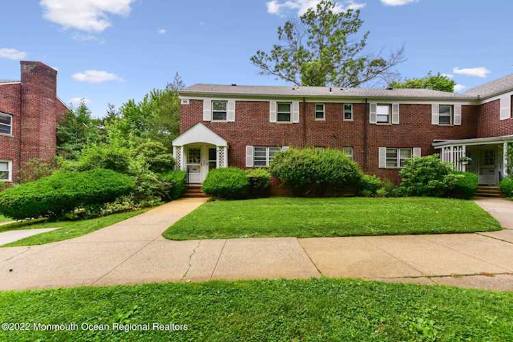 31 Manor Dr Red Bank, NJ 07701 | MLS 22219631 Photo 1