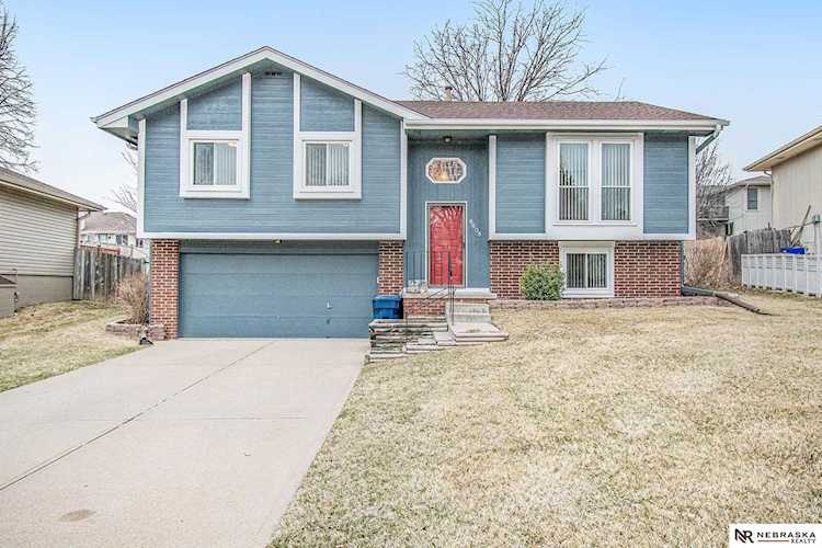 9808 S 9 Ave Bellevue, NE 68123 | MLS 22205821 Photo 1