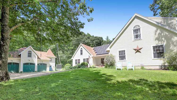 15 Tall Pines Rd Durham, NH 03824