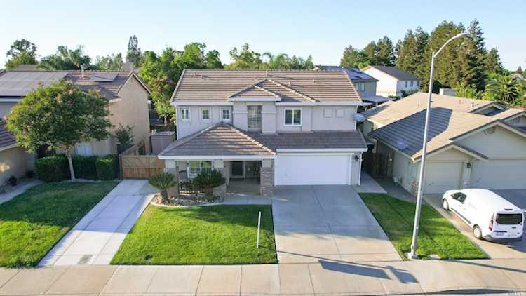 1940 Rehrmann Drive Dixon, CA 95620