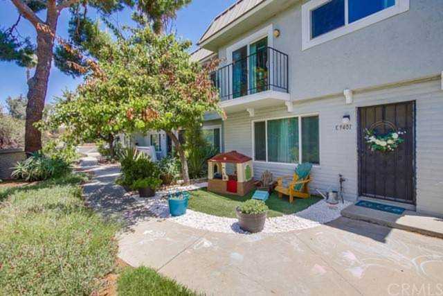 9401 Carlton Oaks Drive #E Santee, CA 92071
