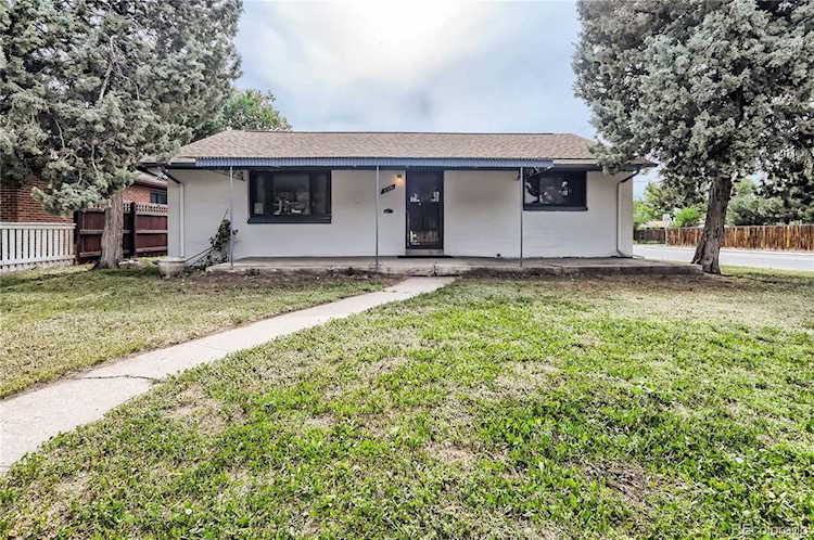 2391 Kingston St Aurora, CO 80010