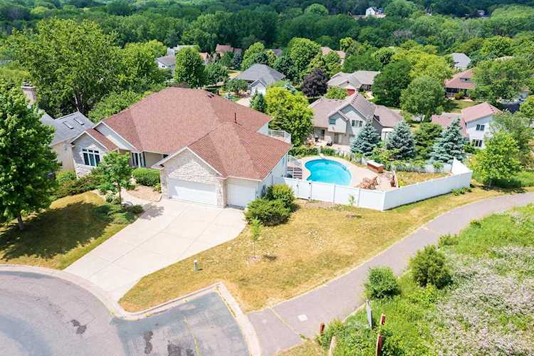 3007 Frank Street Maplewood, MN 55109