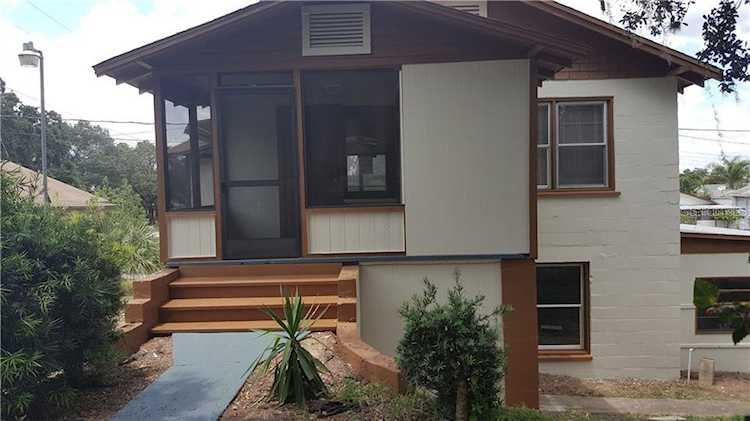 209 E 9th St Frostproof, FL 33843