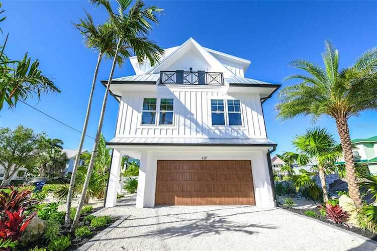 401 20th PLACE Bradenton Beach, FL 34217