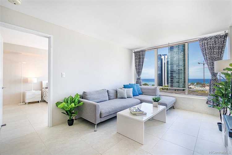 1009 Kapiolani Boulevard #1906 Honolulu, HI 96814
